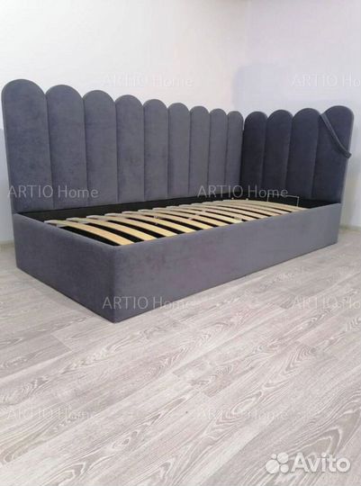 Детская кровать с мягкими бортиками