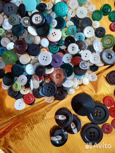 Пуговицы