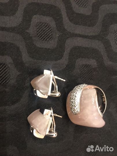 Набор Сережки и кольцо из розового кварца