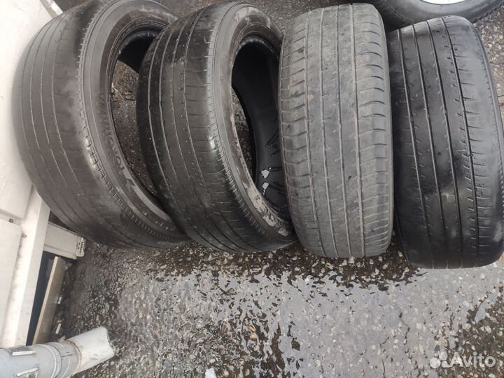 Yokohama dB Decibel E70 215/55 R17 201