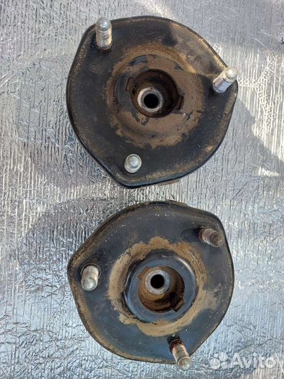 Опоры передних амортизаторов