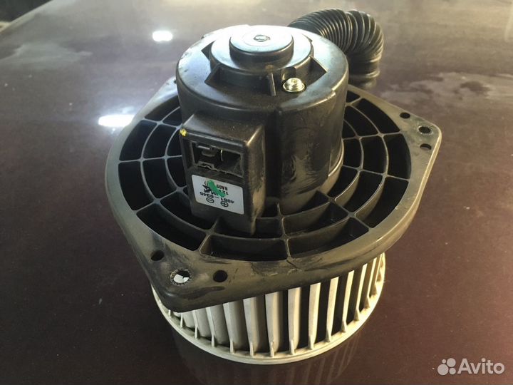 Моторчик отопителя салона Nissan almera Classic