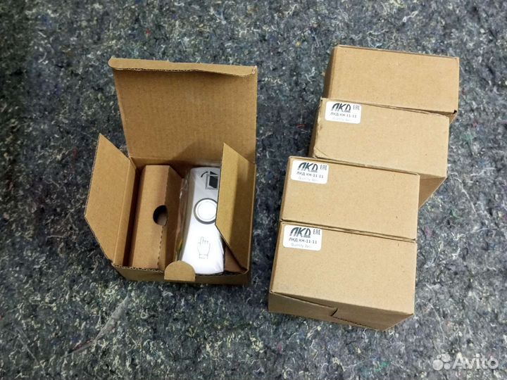 Кнопка выхода накладная