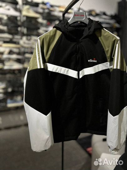 Мужская куртка Ellesse — ваш весенний спутник