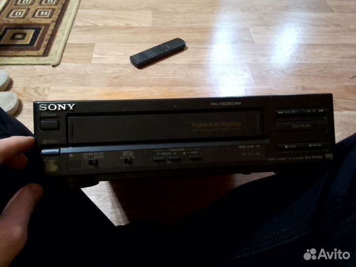 Видеомагнитофон sony