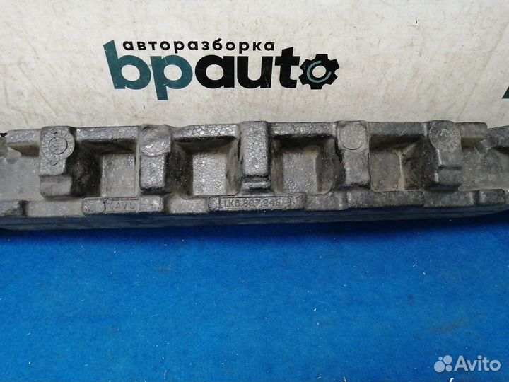 Абсорбер переднего бампера 1K5807248B Volkswagen