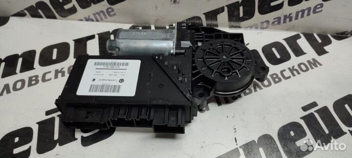 Мотор стеклоподъемника передний Volkswagen Touareg