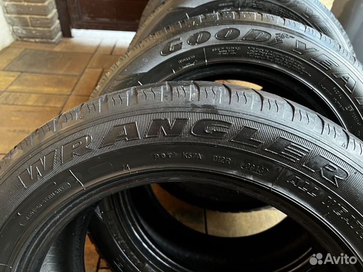 Goodyear Wrangler HP 235/55 R17 99Y