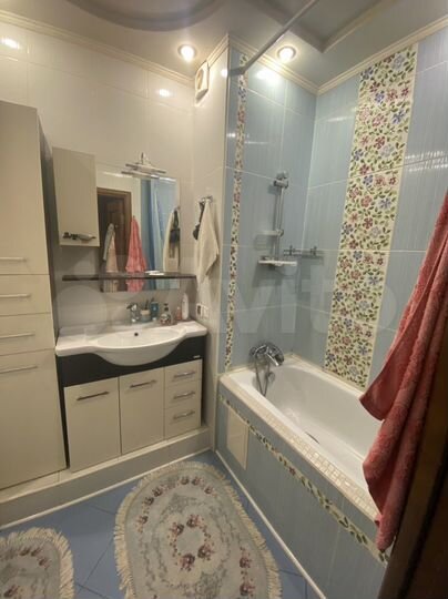 2-к. квартира, 55 м², 3/16 эт.