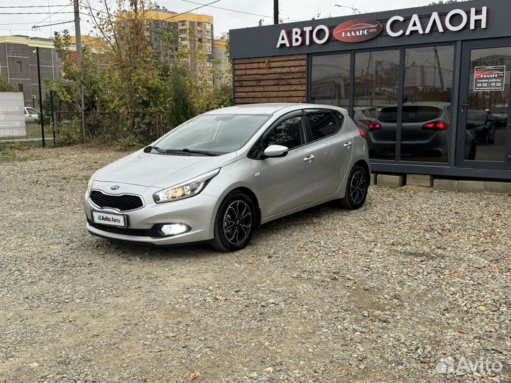 Kia Ceed 1.6 AT, 2015, 128 264 км