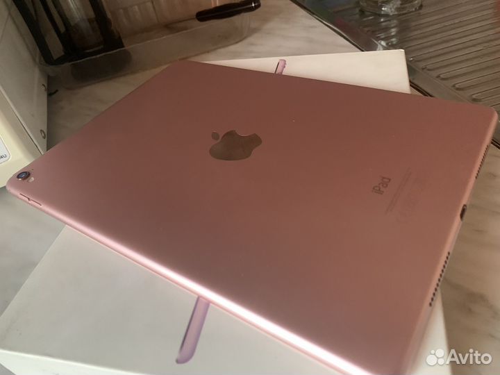 iPad pro 9.7