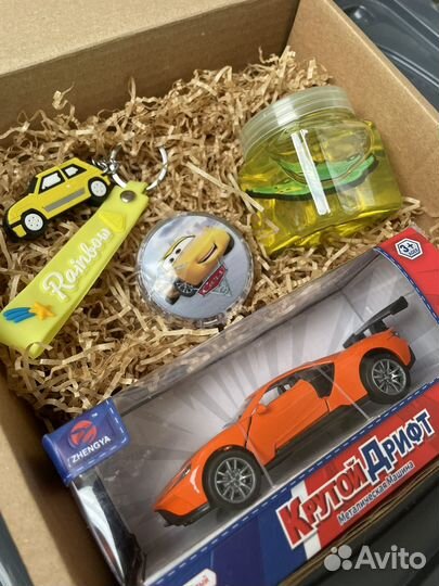 Подарочнвй бокс 