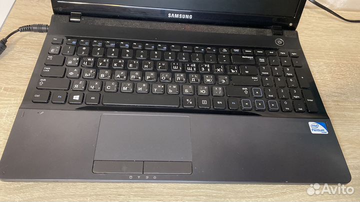 Ноутбук samsung np300e5c