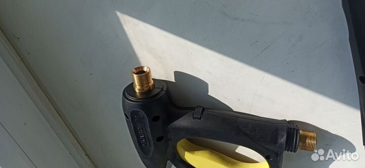 Пистолет со струйной трубкой для проф моек Karcher