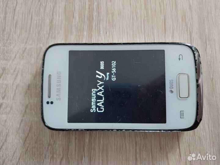 Телефон Samsung
