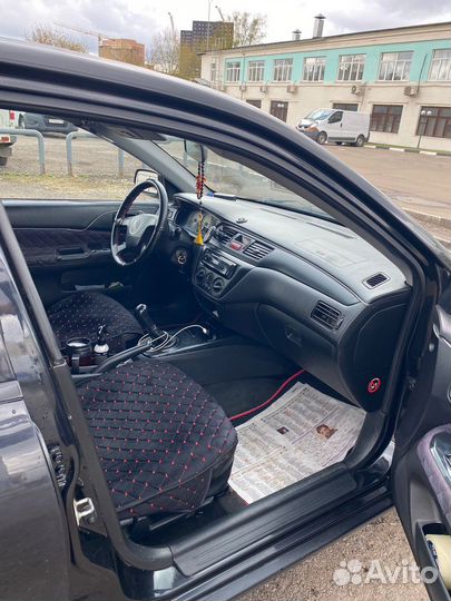 Mitsubishi Lancer 1.6 МТ, 2005, 206 000 км