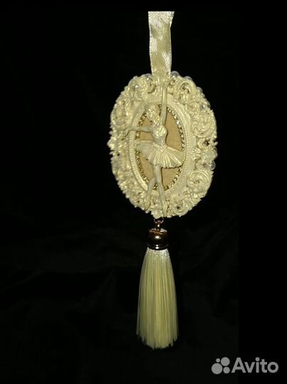 Медальон 