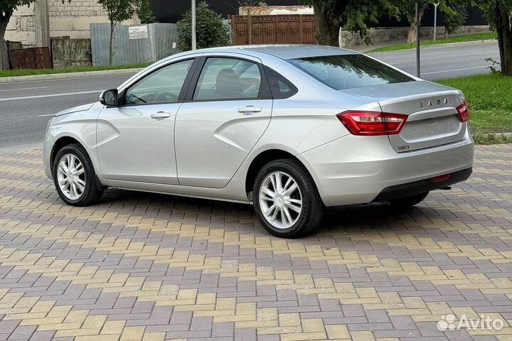 LADA Vesta 1.6 МТ, 2018, 118 000 км