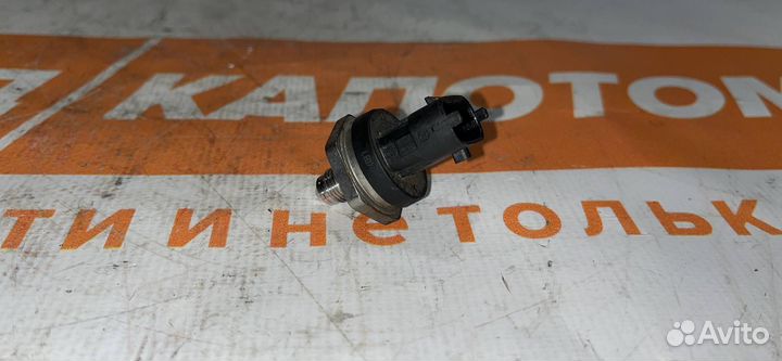 Датчик давления топлива Mazda CX-7 2009 0261545058