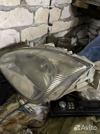 Фары передние на hyundai lantra