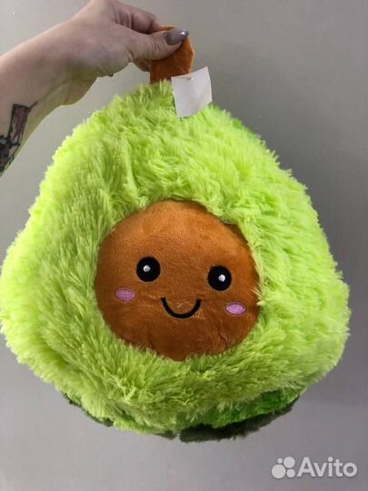 Игрушка с пледом авокадо