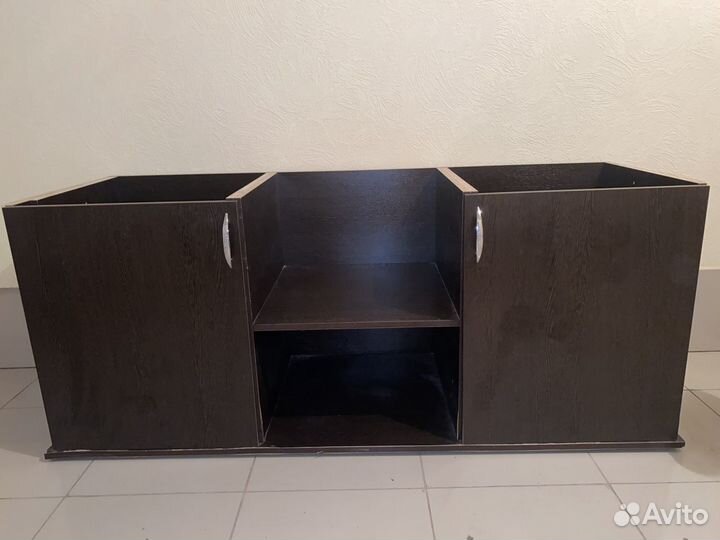 Полка-подставка для аквариума