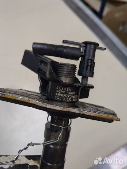 Форсунка топливная Volkswagen Eos, 2008