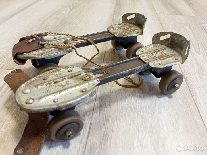 Роликовые коньки СССР