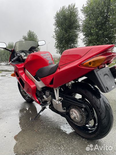 Honda VFR800FI, 1998г. Без пробега по РФ