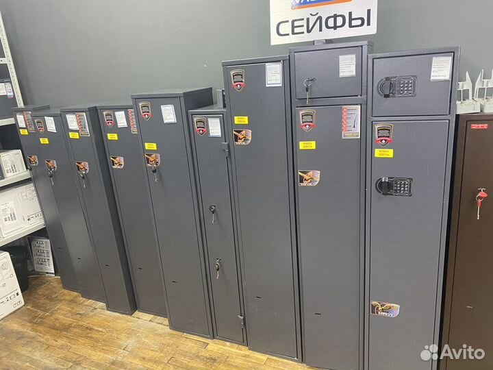 Оружейный сейф новый