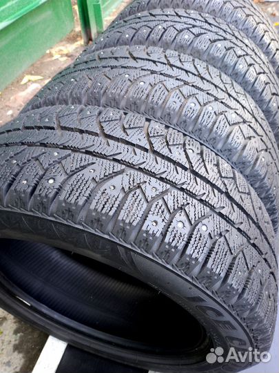 Bridgestone Ice Cruiser 7000 205/55 R16