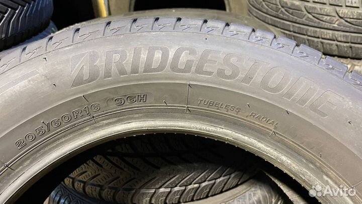 Bridgestone Turanza T005 205/60 R16