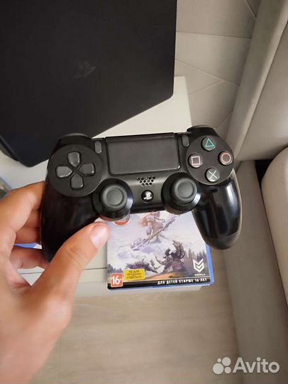 Sony PS4 slim 500 с играми