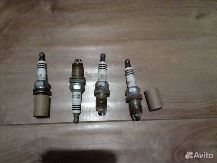 Свечи задигания NGK оригинал