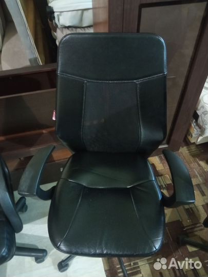 Компьютерное кресло