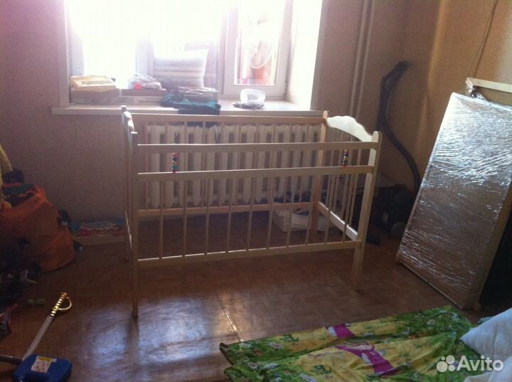 Детская кроватка