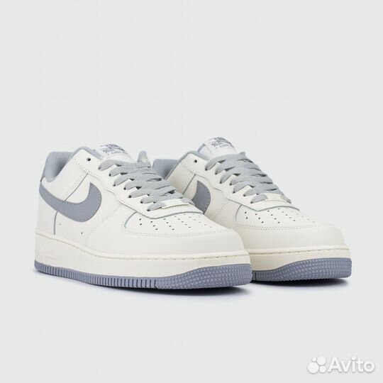 Кроссовки Nike Air Force 1