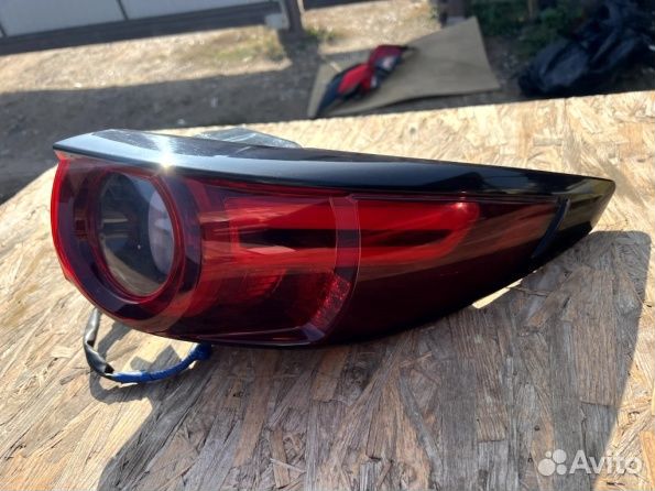 Фонарь задний правый Mazda CX-5 KF LED