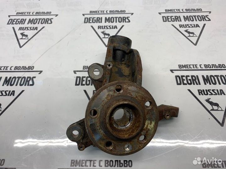 Кулак поворотный левый Volvo XC60 XC70 (2008-2017)