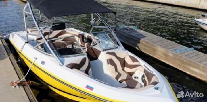 Буксировщик Regal Session 22