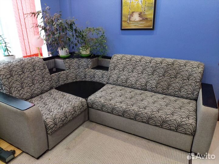 Угловой диван бу