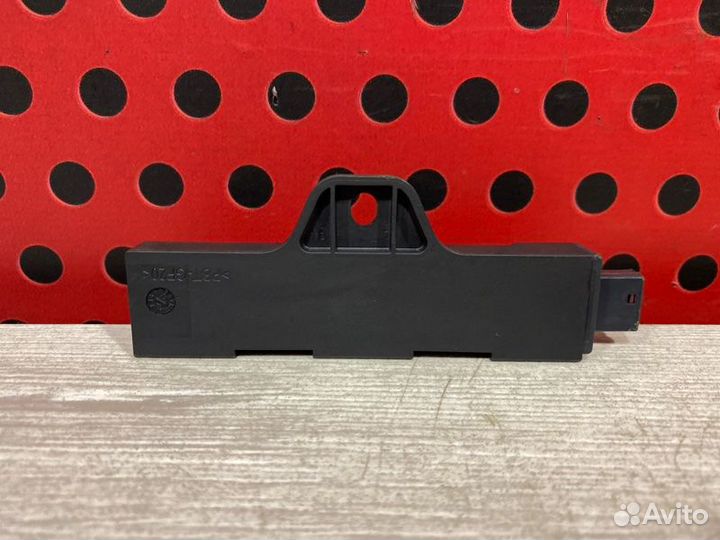 Антенна бесключевого доступа Bmw X2 F39 B48C 2021