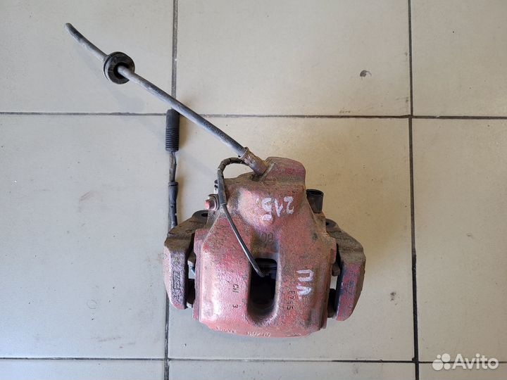 Суппорт тормозной BMW X5 E53 бмв Х5 Е53 2004 г.в