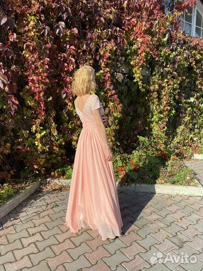 Вечернее платье