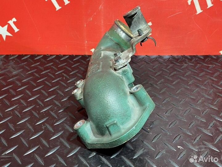 Патрубок системы охлаждения Volvo FH