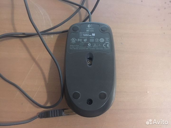 Мышь Logitech M100