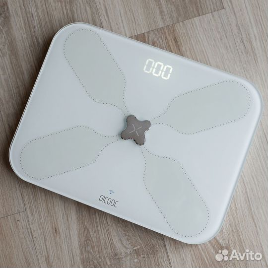 Весы напольные электронные