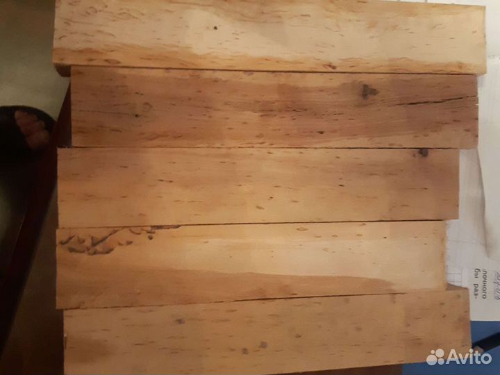 Бруски карельской берёзы и ножи