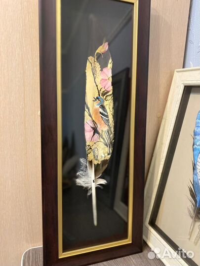 Картины на орлином пере акрилом