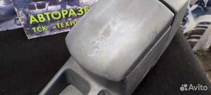 Подлокотник Chery Tiggo T11